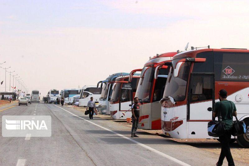خبرنگاران پیش فروش بلیت اتوبوس های مسافربری نوروزی در کرمان شروع شد