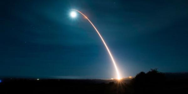 افزایش نگرانی ها از برنامه آمریکا برای ساخت موشک بالستیک اتمی جدید خبرنگاران