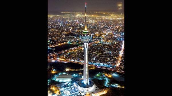 زیبایی برج میلاد در تاریکی شب های تهران زیبایی برج میلاد در تاریکی شب های تهران